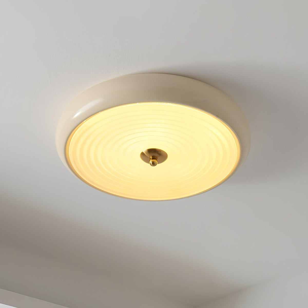 Utheara Moderne Minimalistisk Loftslampe i Cremefarvet Riflet Glas