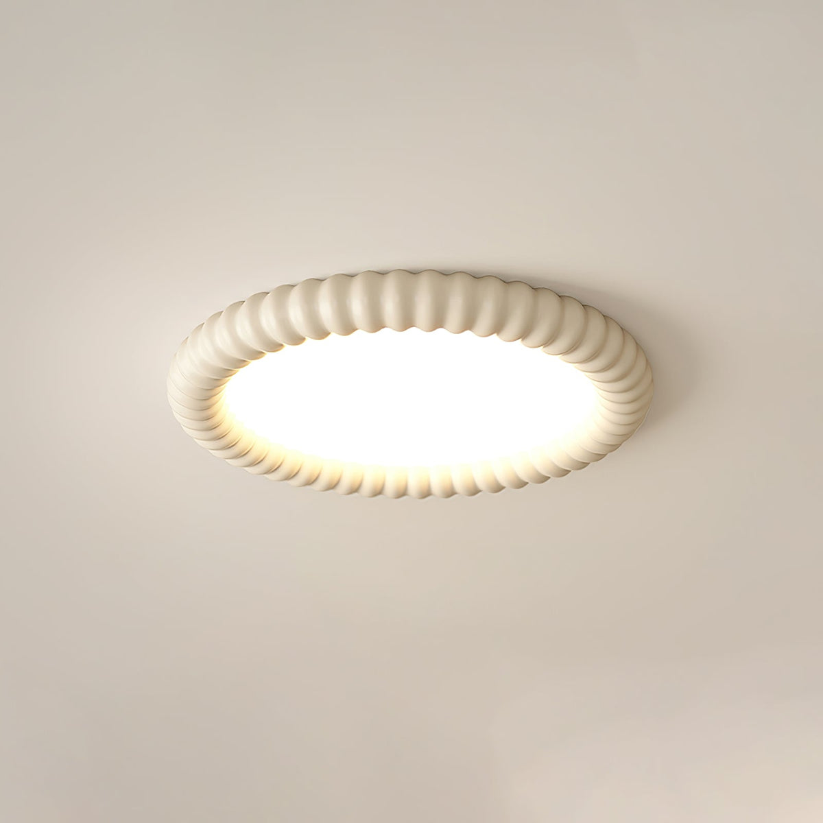 Candeeiro de teto Ulire com design nórdico artístico e resina ondulada