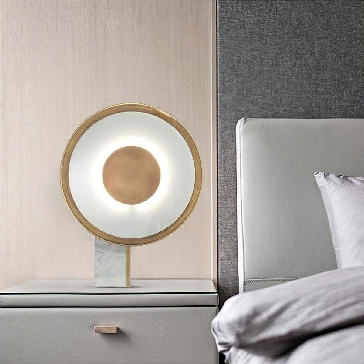 Candeeiro de mesa Tessain em mármore, minimalista