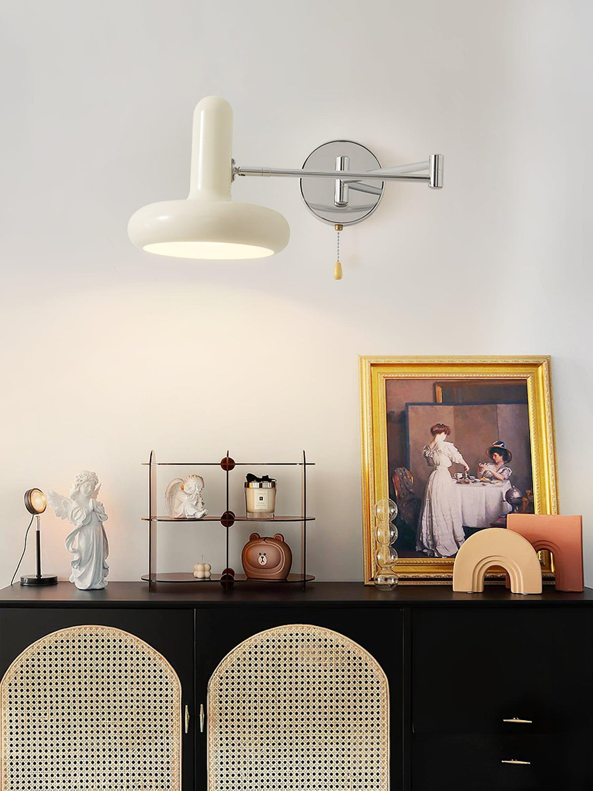 Ferinielle nordisk konstnärlig vägglampa i metall