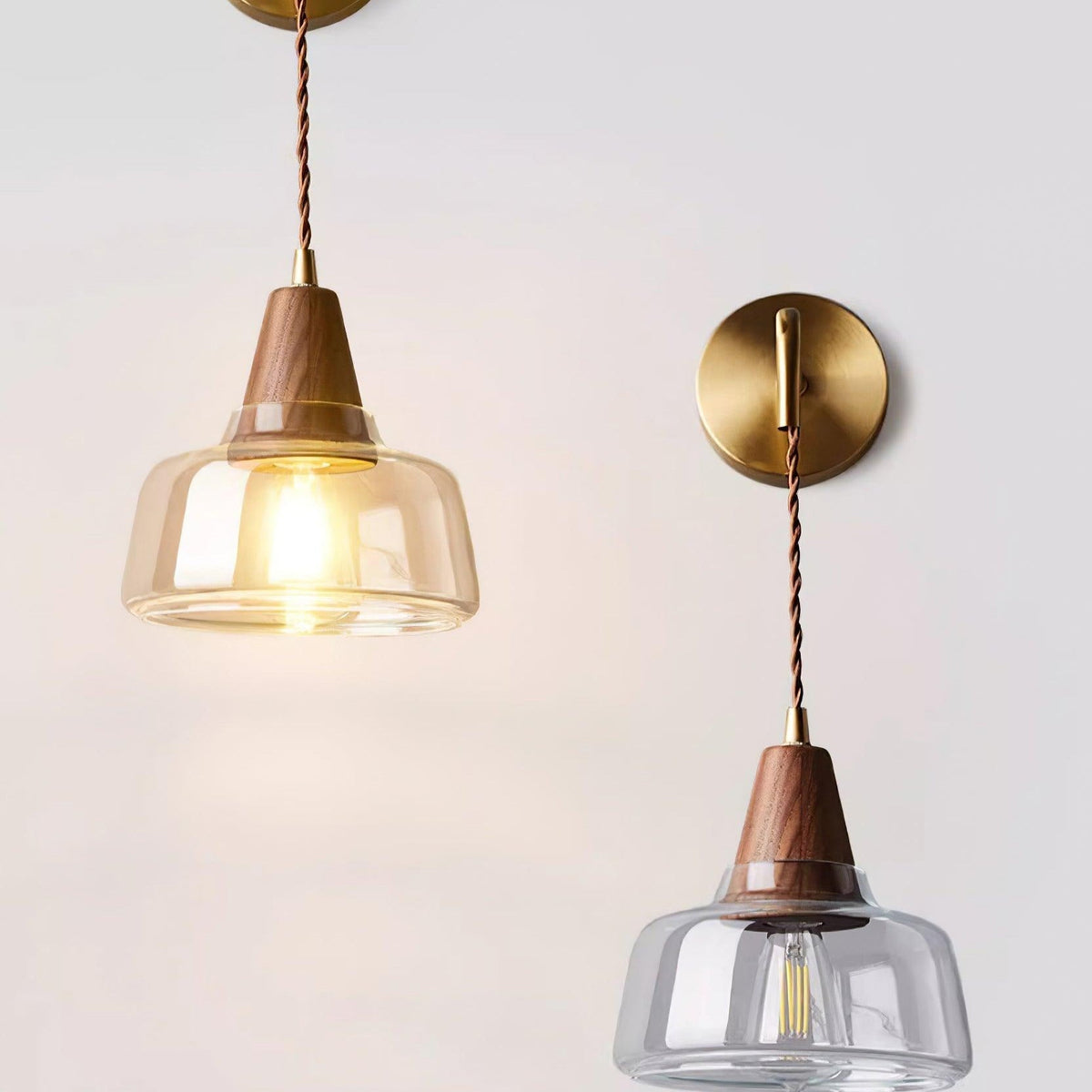 Ovely vägglampa