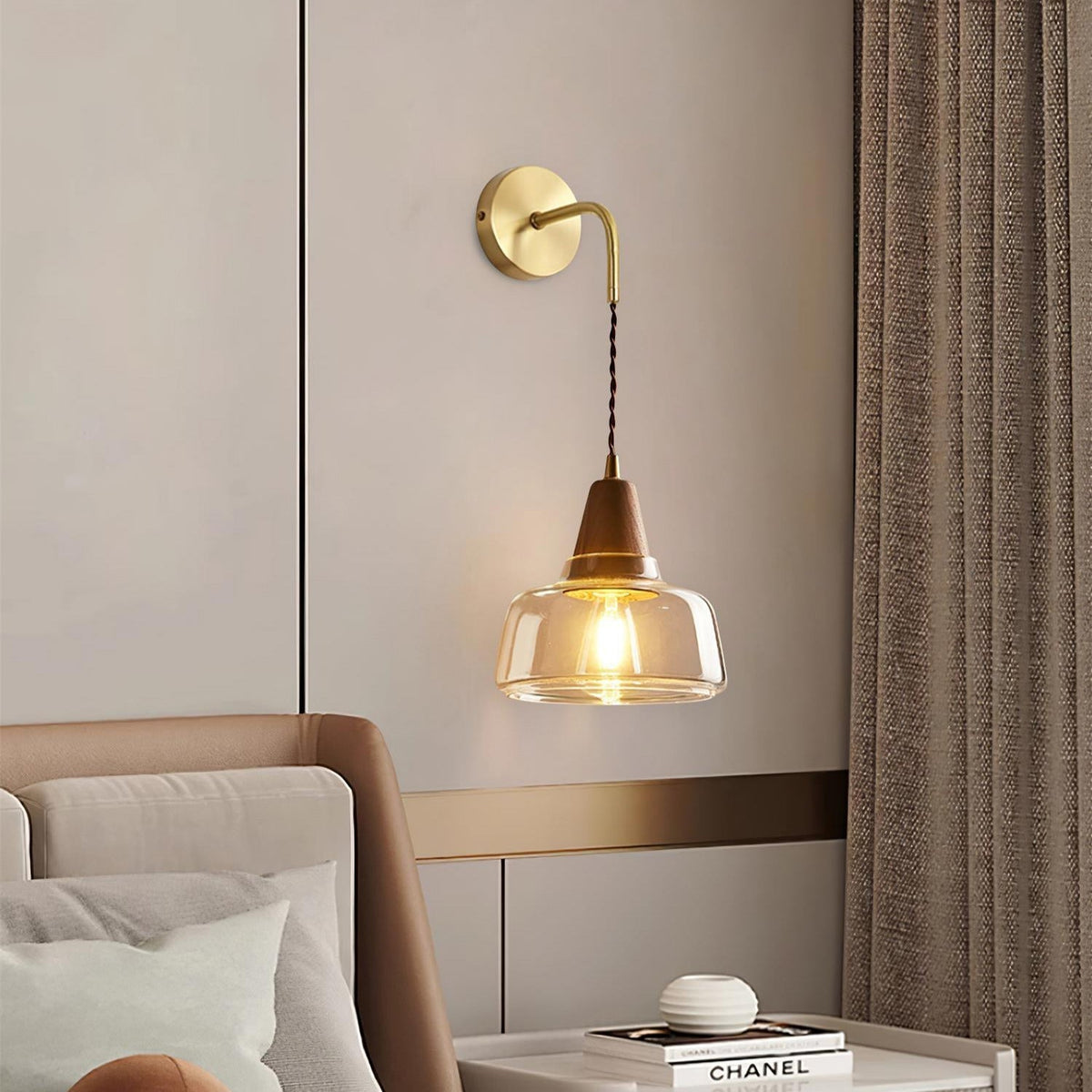 Ovely vägglampa