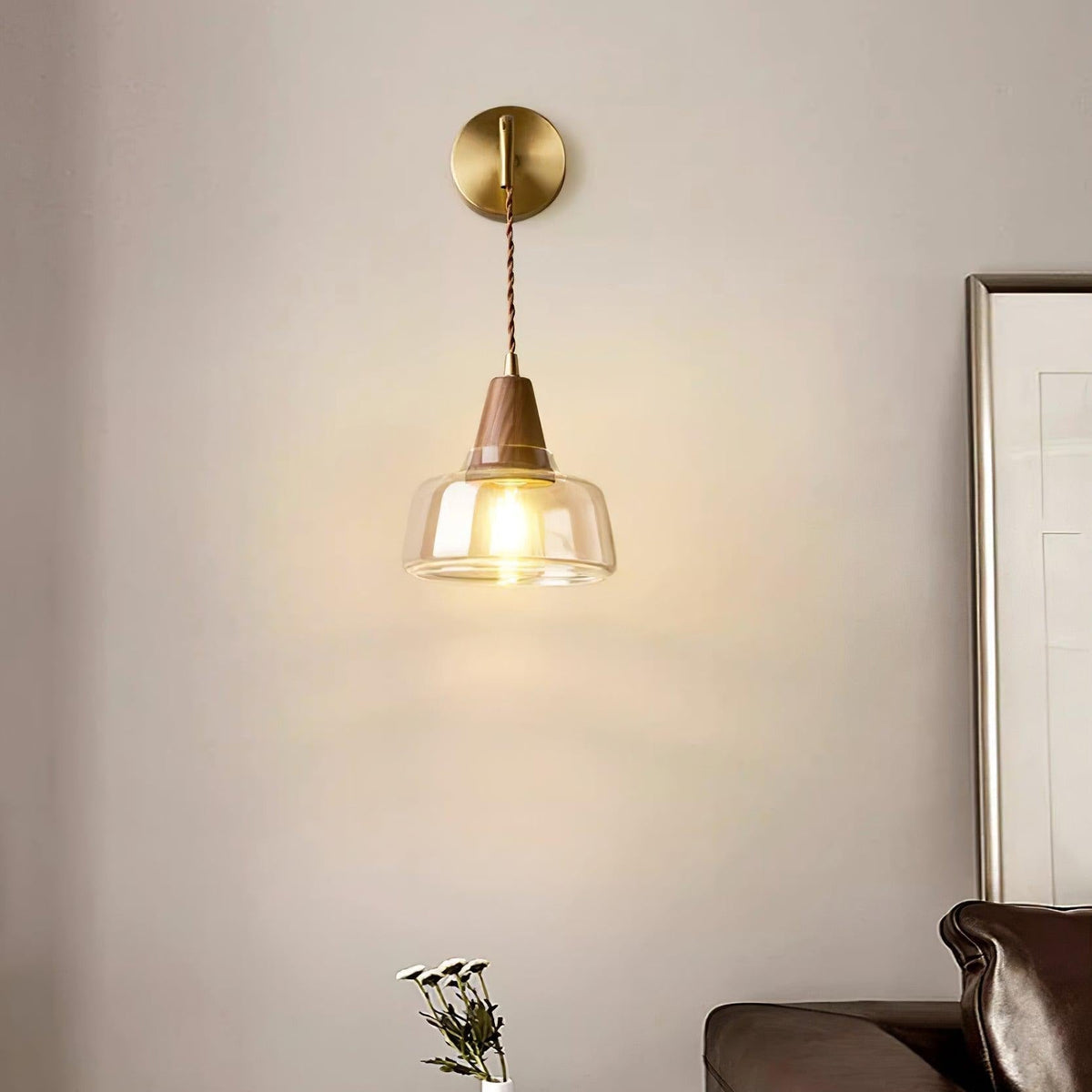 Ovely vägglampa