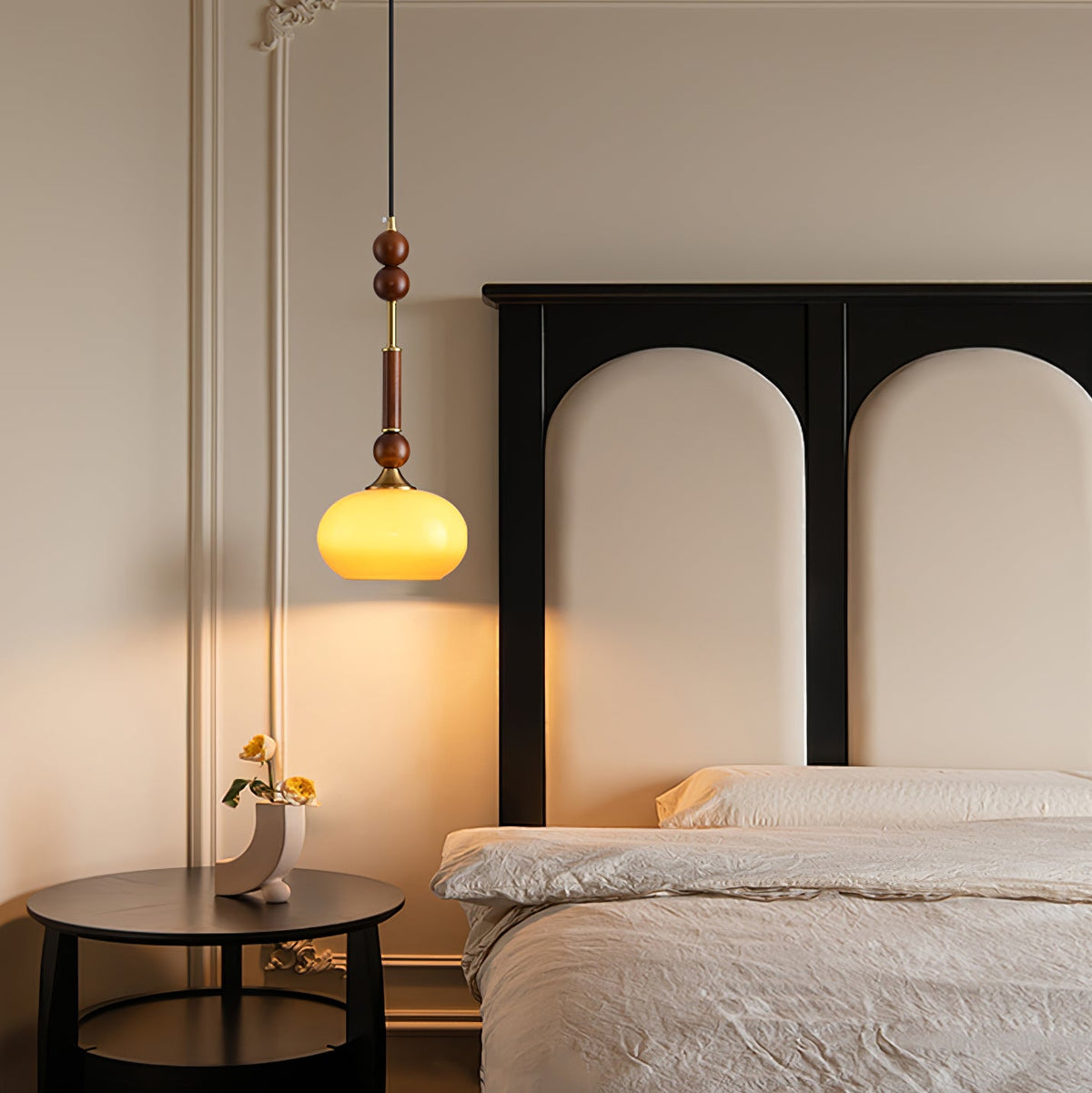 Yovelis vintage pendel-lampe i træ