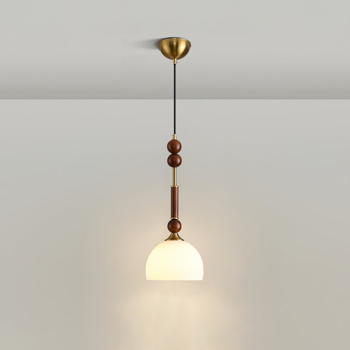 Yovelis vintage pendel-lampe i træ