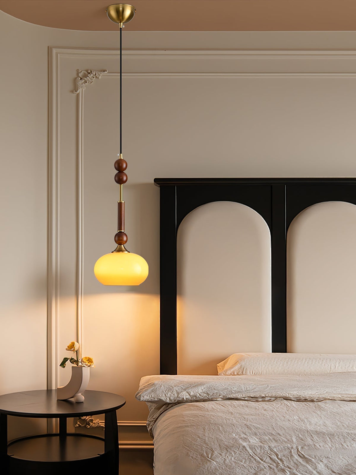 Yovelis vintage pendel-lampe i træ