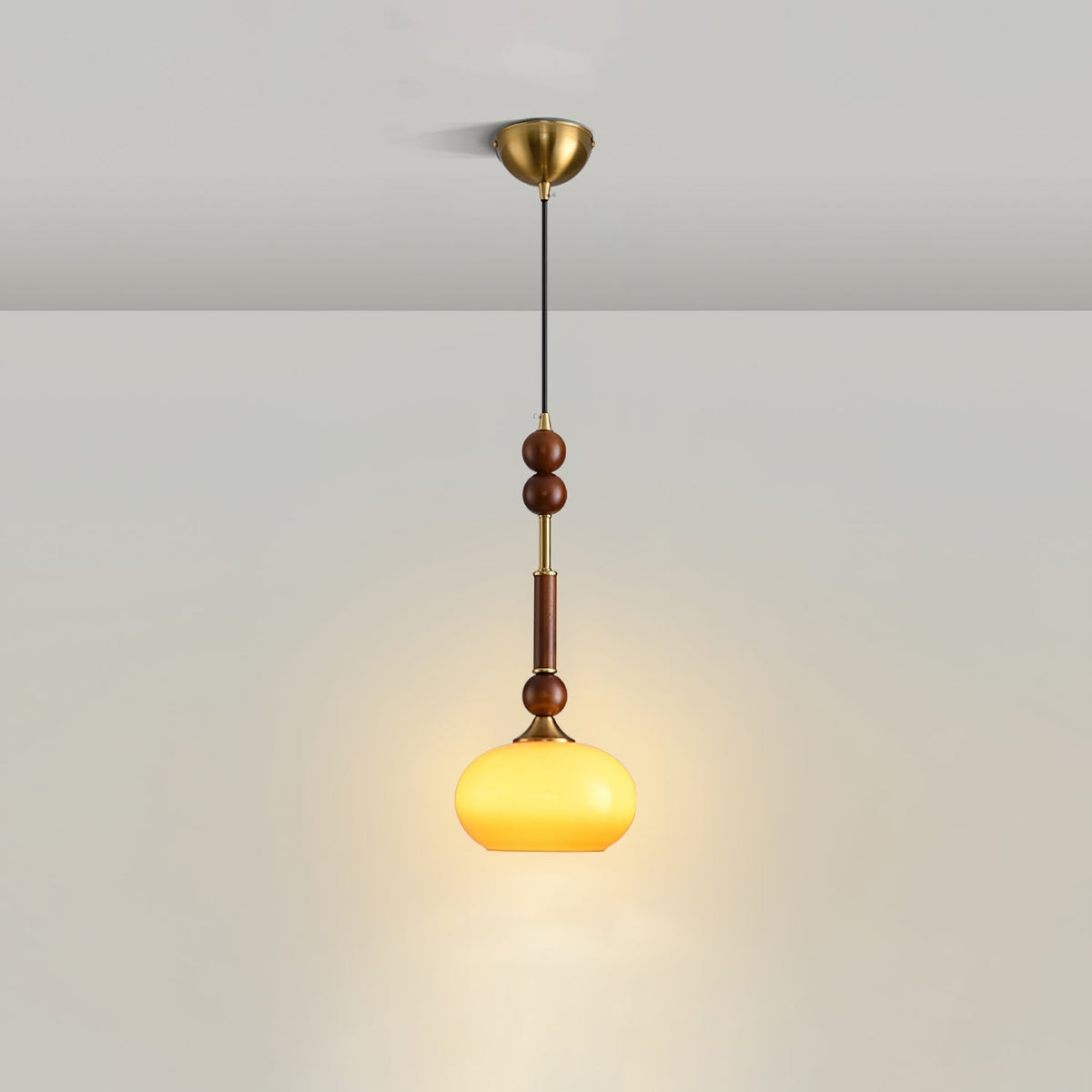 Yovelis vintage pendel-lampe i træ
