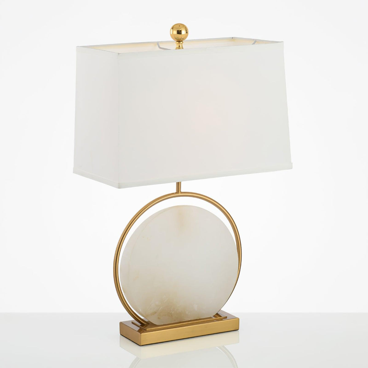 Cirilina bordlampe med ringfod i alabast