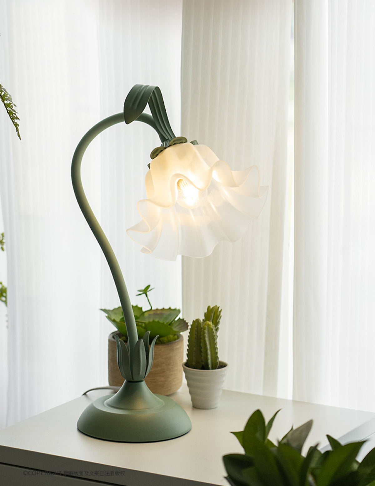 Romanel-bordlampe