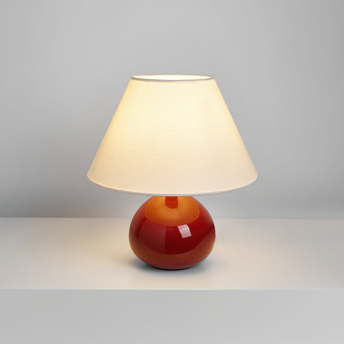 Orelalette bordslampa