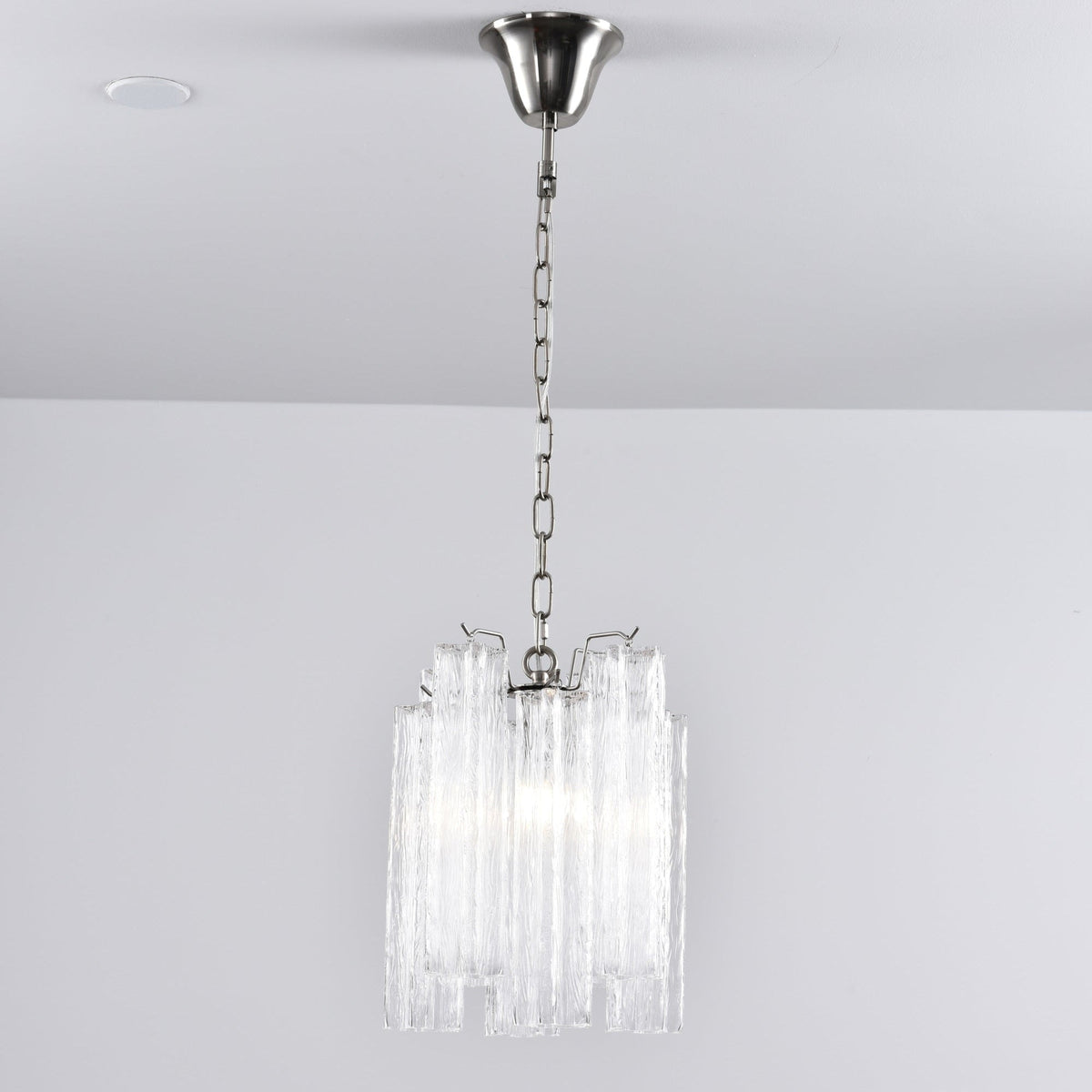 Lioroella lysekrone i Murano-glas med lyserød gradient
