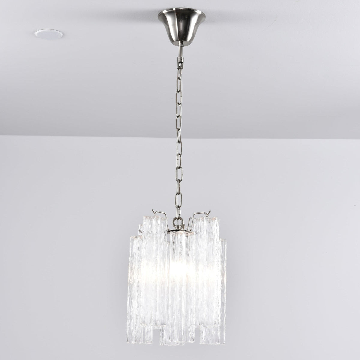 Lioroella lysekrone i Murano-glas med lyserød gradient