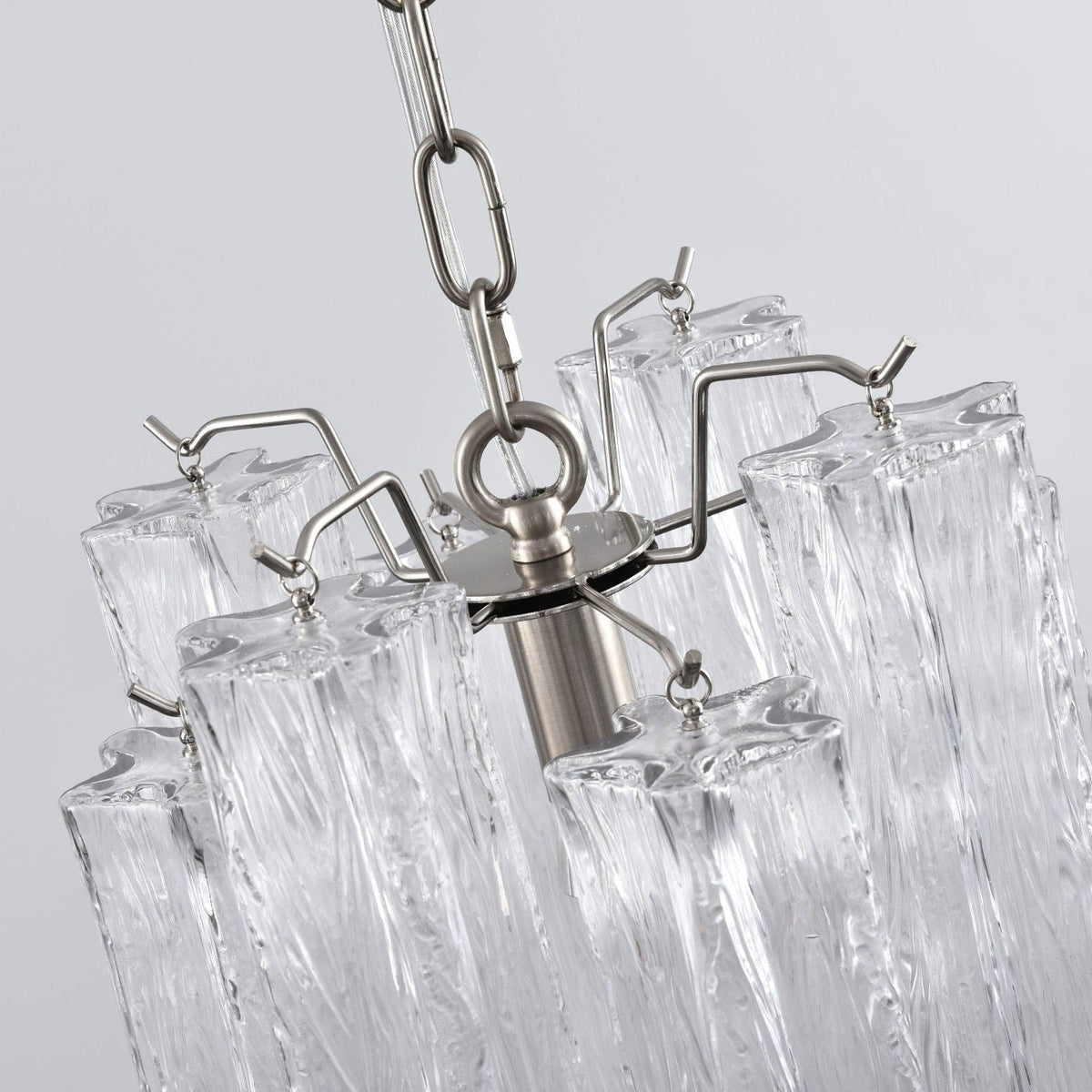 Lioroella lysekrone i Murano-glas med lyserød gradient