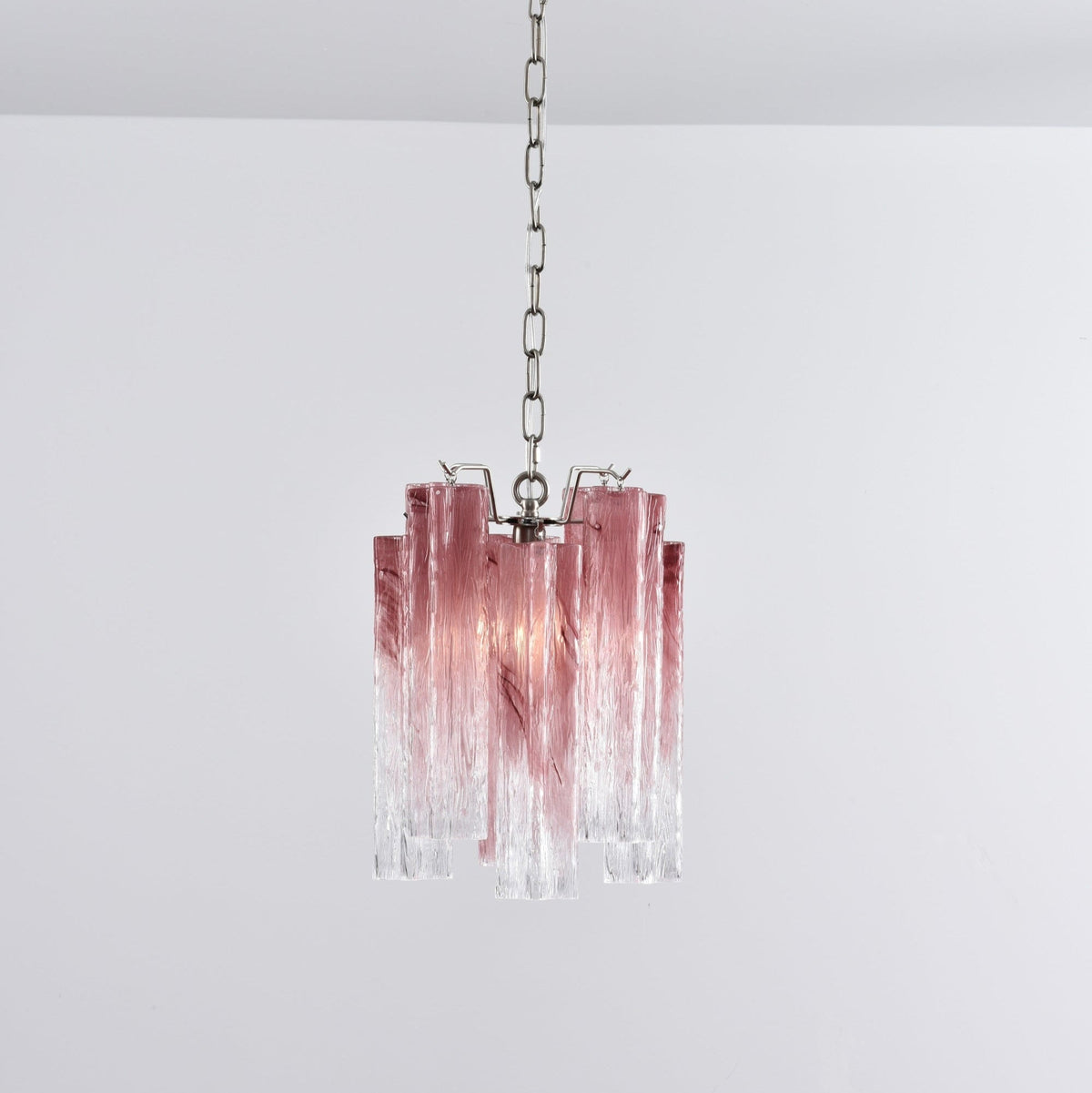 Lioroella lysekrone i Murano-glas med lyserød gradient