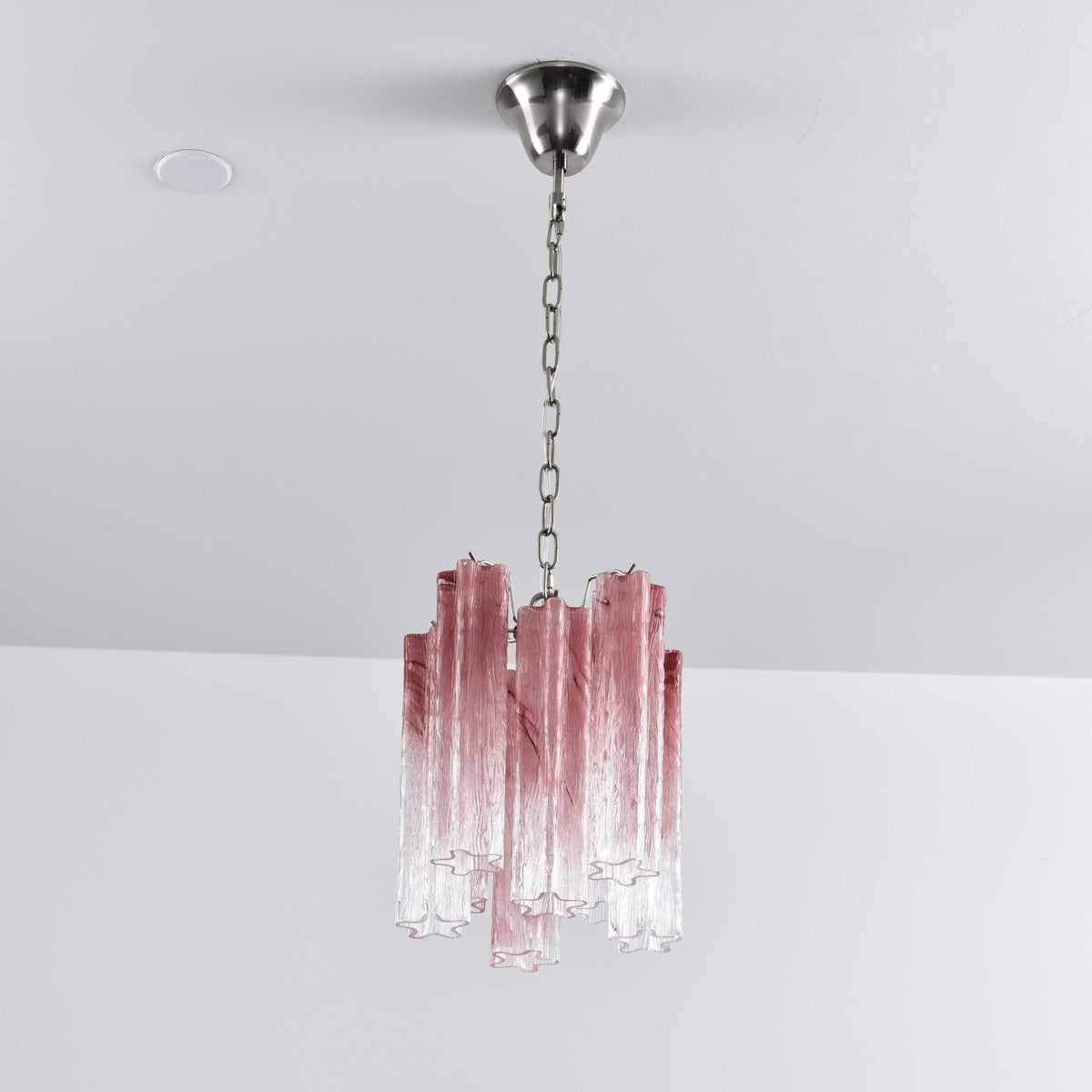 Lioroella lysekrone i Murano-glas med lyserød gradient