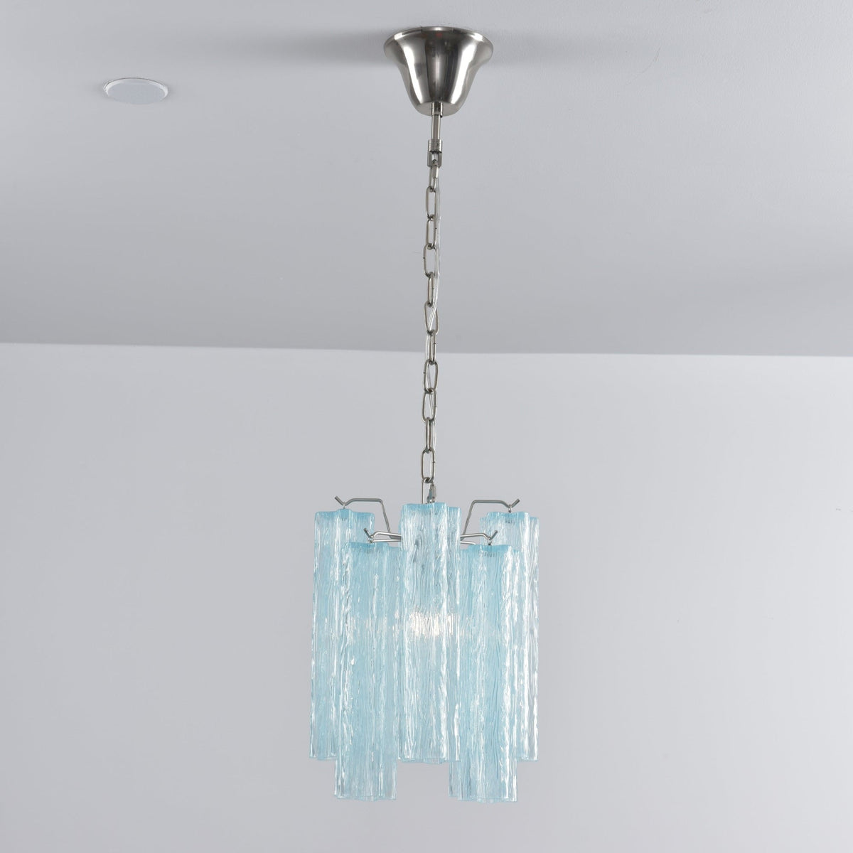 Lioroella lysekrone i Murano-glas med lyserød gradient