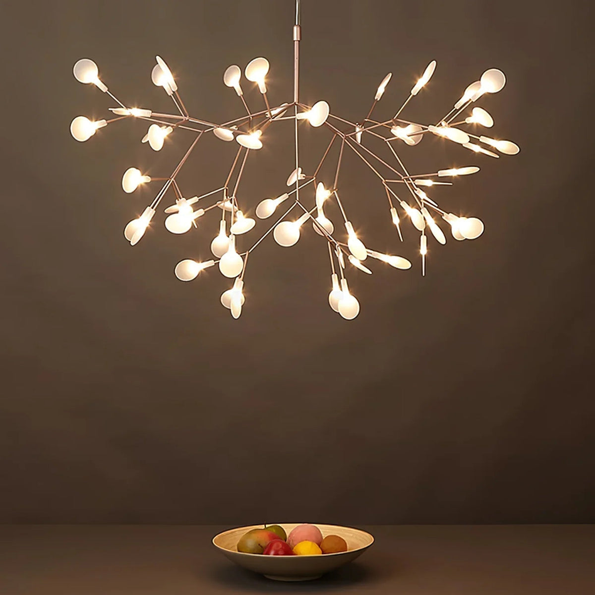 Lior unik Sputnik-ljuskrona i art déco-stil med eldflugor, vardagsrum/sovrum