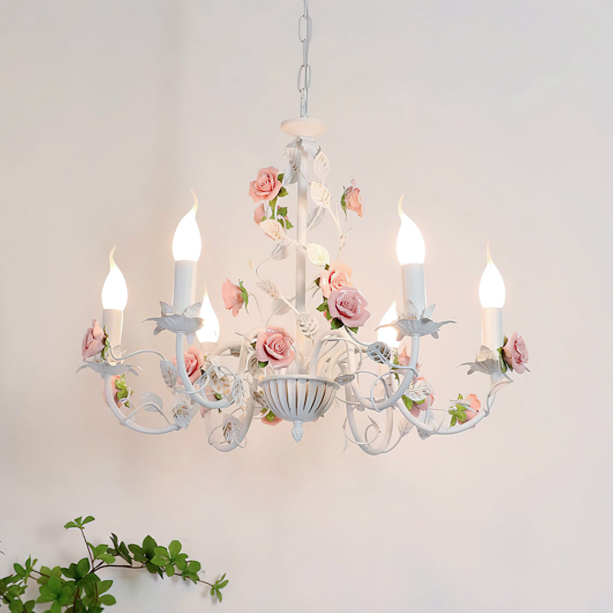 Lysa Vintage White Chandelier