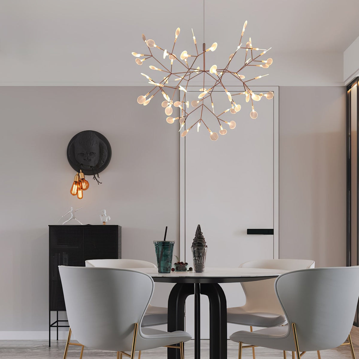 Auroreon lysekrone i rosaguld med LED-grene som ildfluer