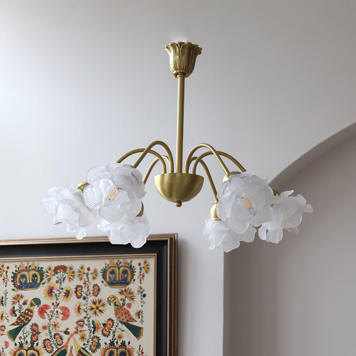 Candelabro em latão e vidro com flores de rosa Brenis