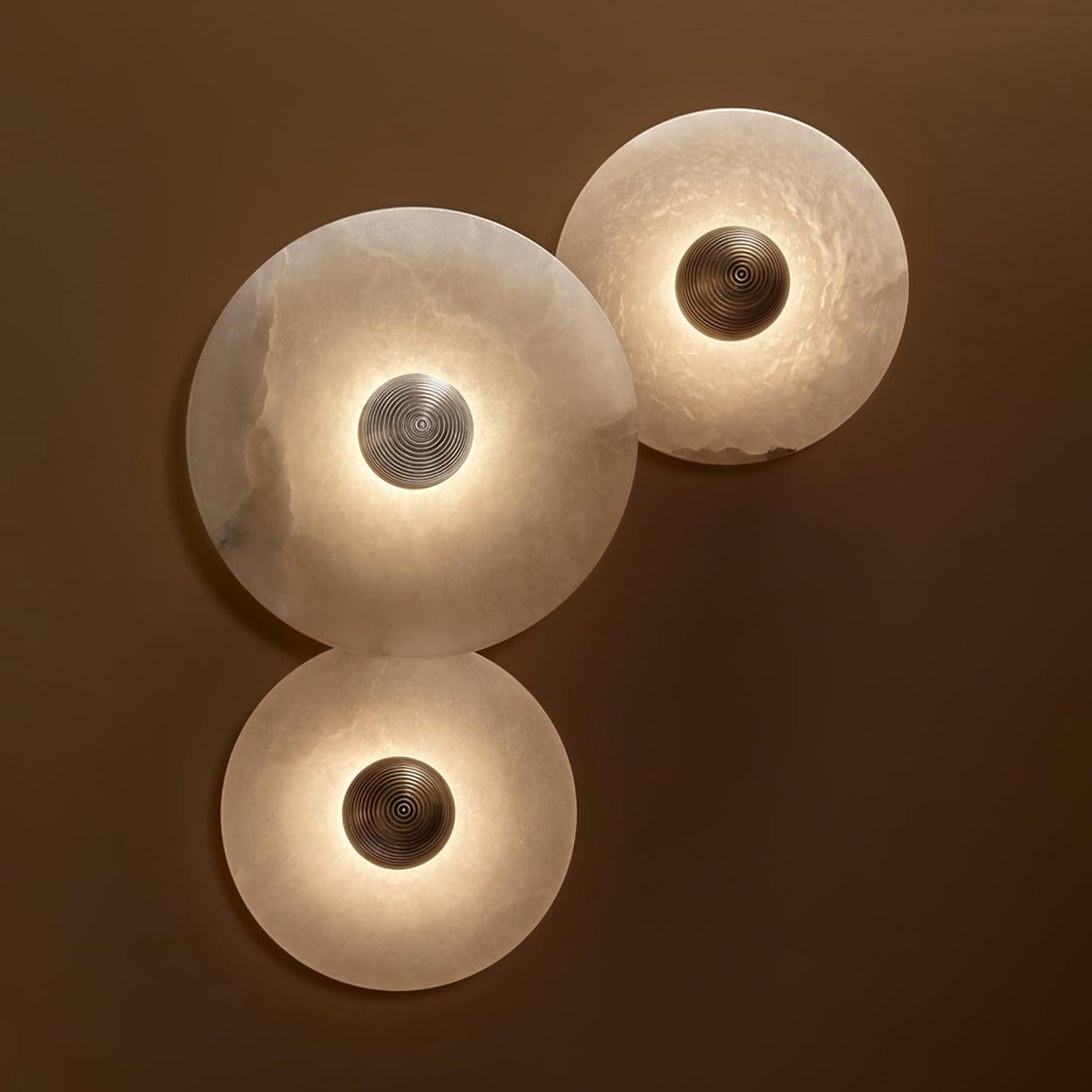 Apollo rund alabastervägglampa