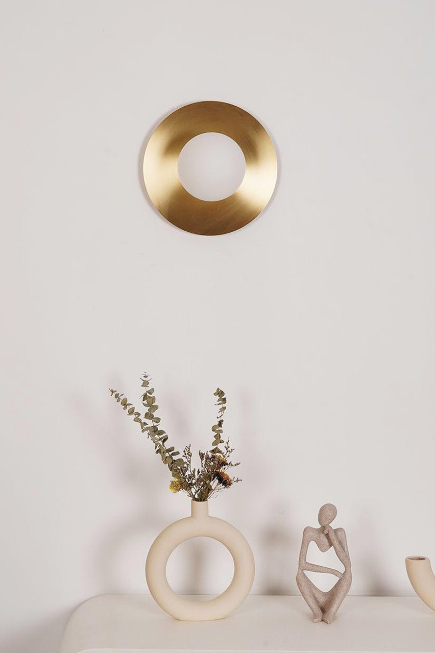 Elem modern minimalistisk rund vägglampa i konstglas och mässing