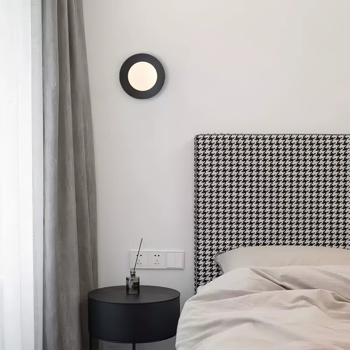Elem modern minimalistisk rund vägglampa i konstglas och mässing