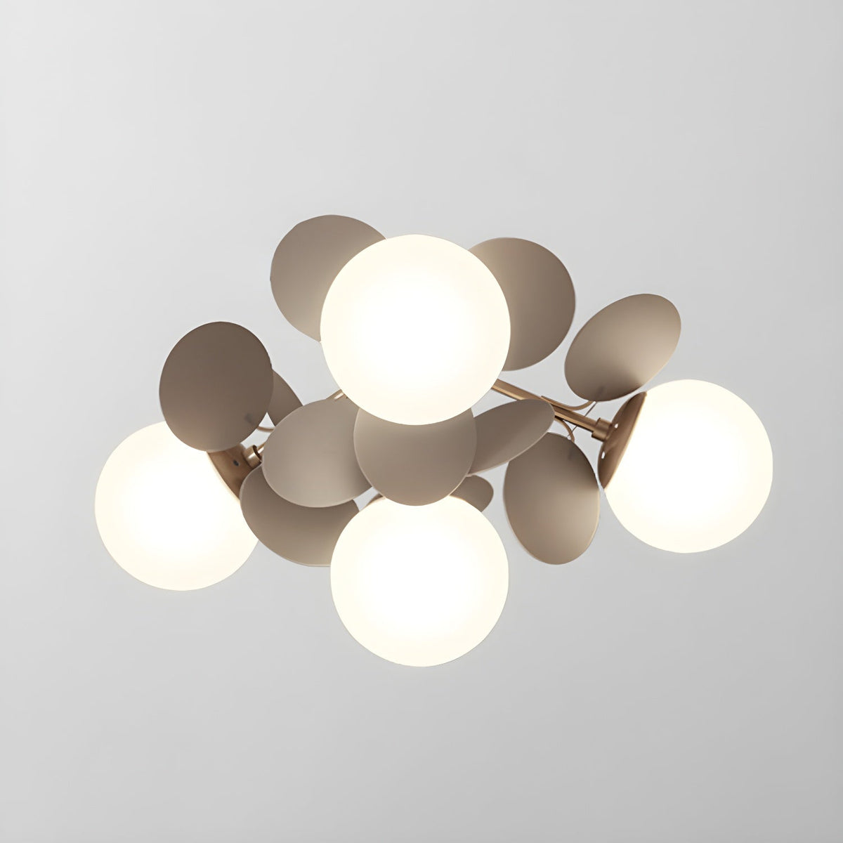 Renanina rund loftslampe i makronstil med pastelfarver