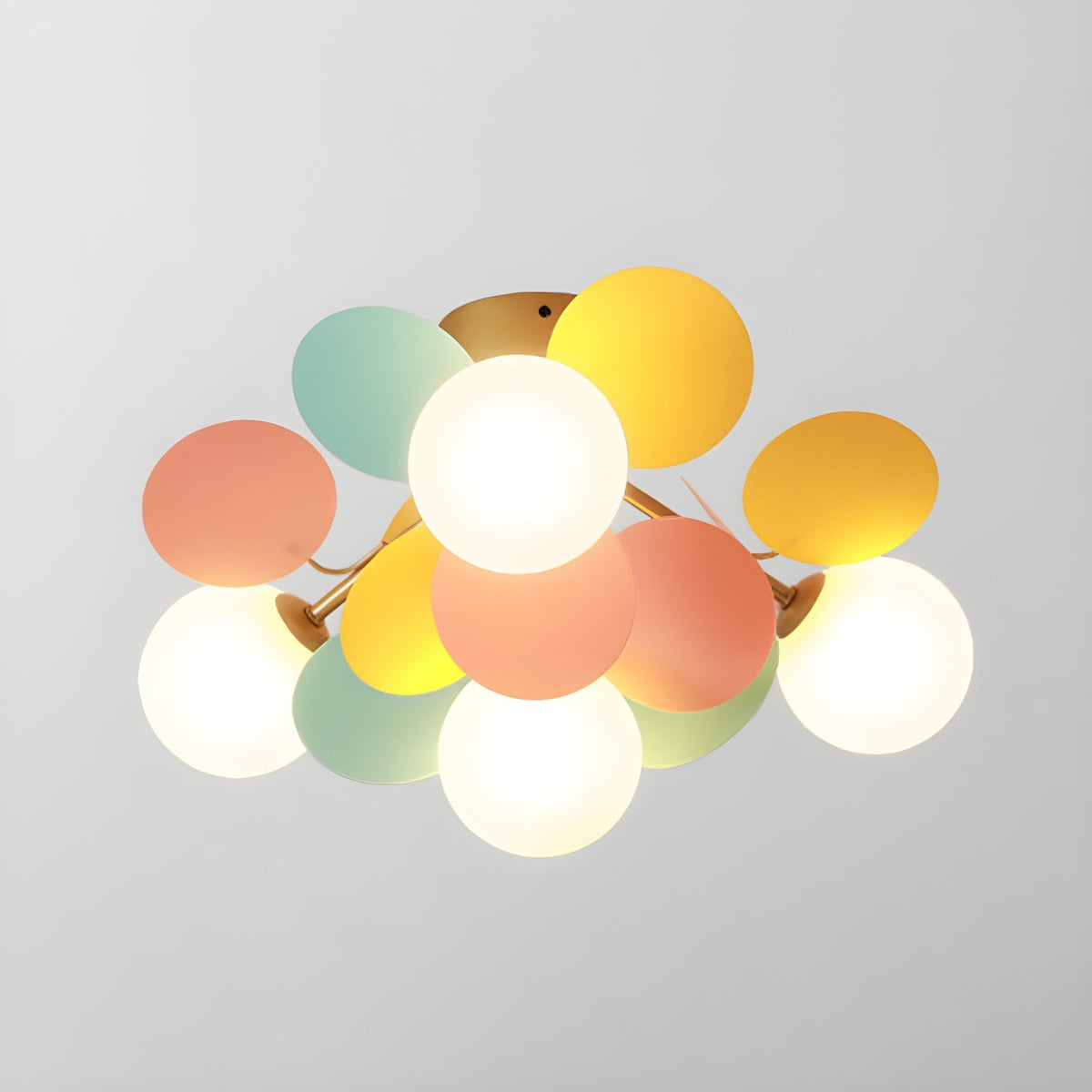 Renanina rund loftslampe i makronstil med pastelfarver