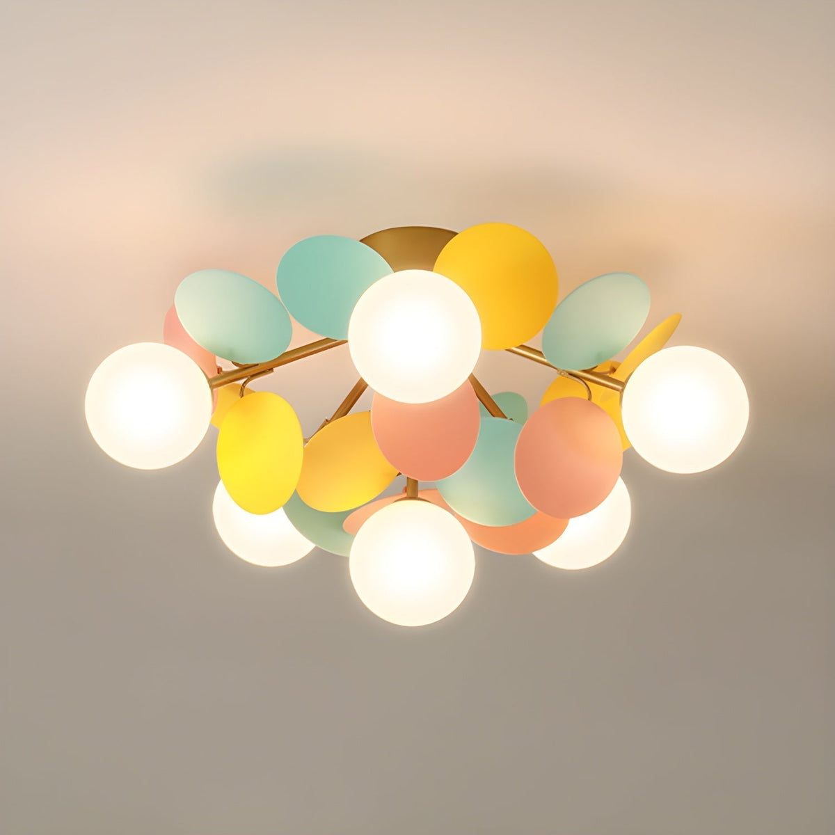 Renanina rund loftslampe i makronstil med pastelfarver