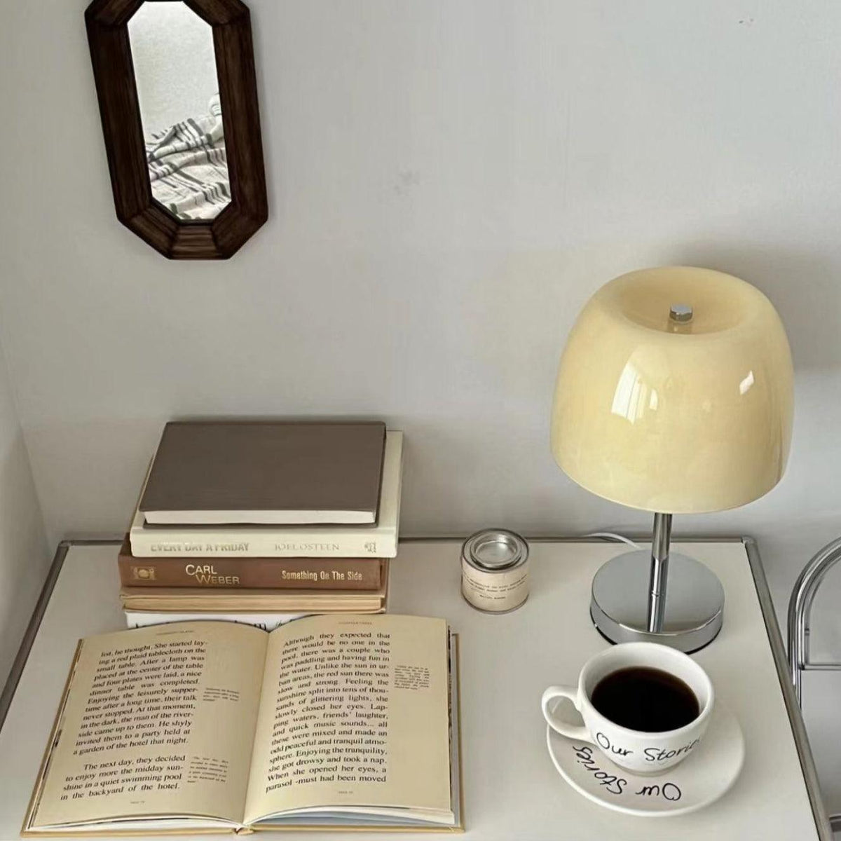 Mirinira Table Lamp