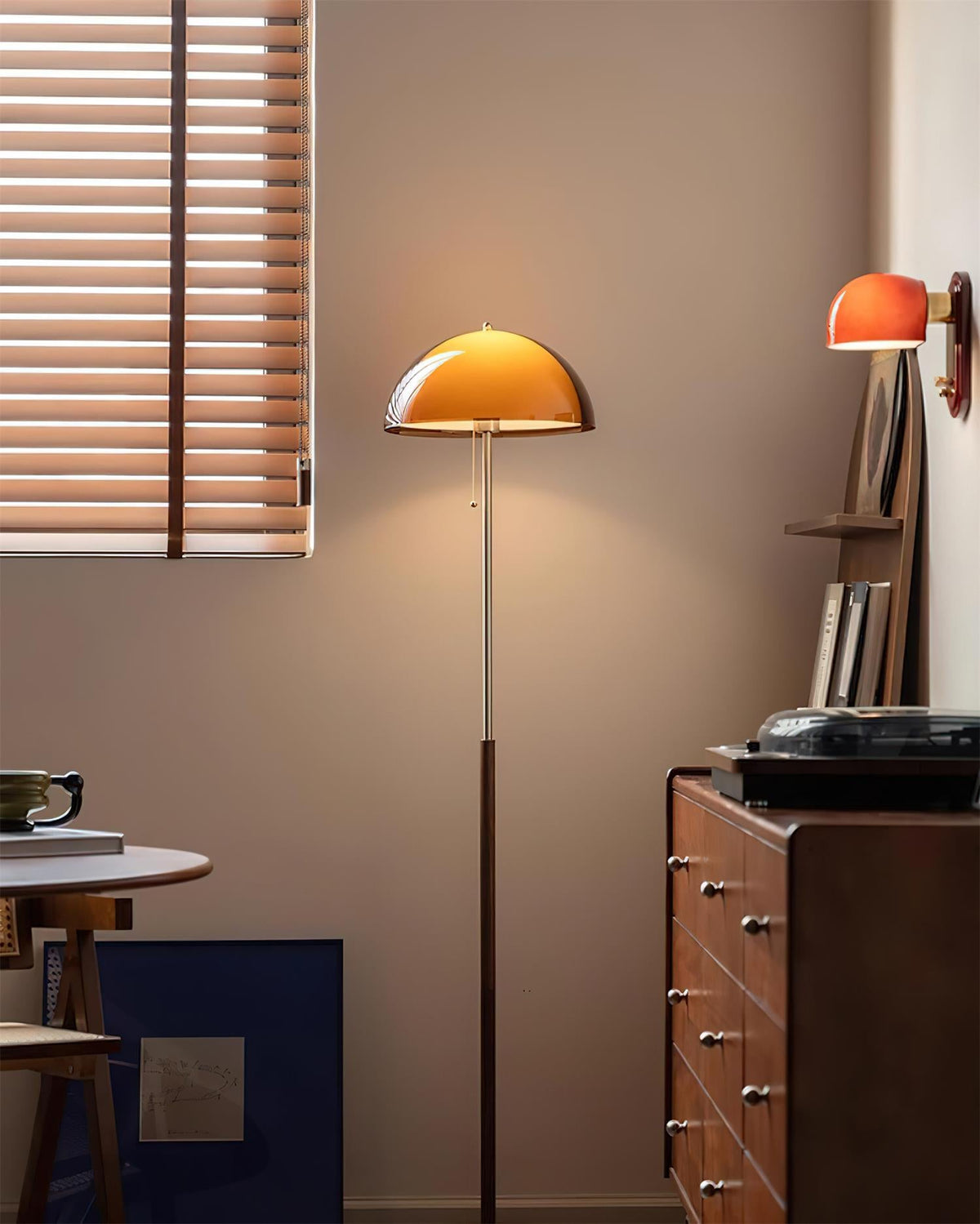 Selenielle golvlampa