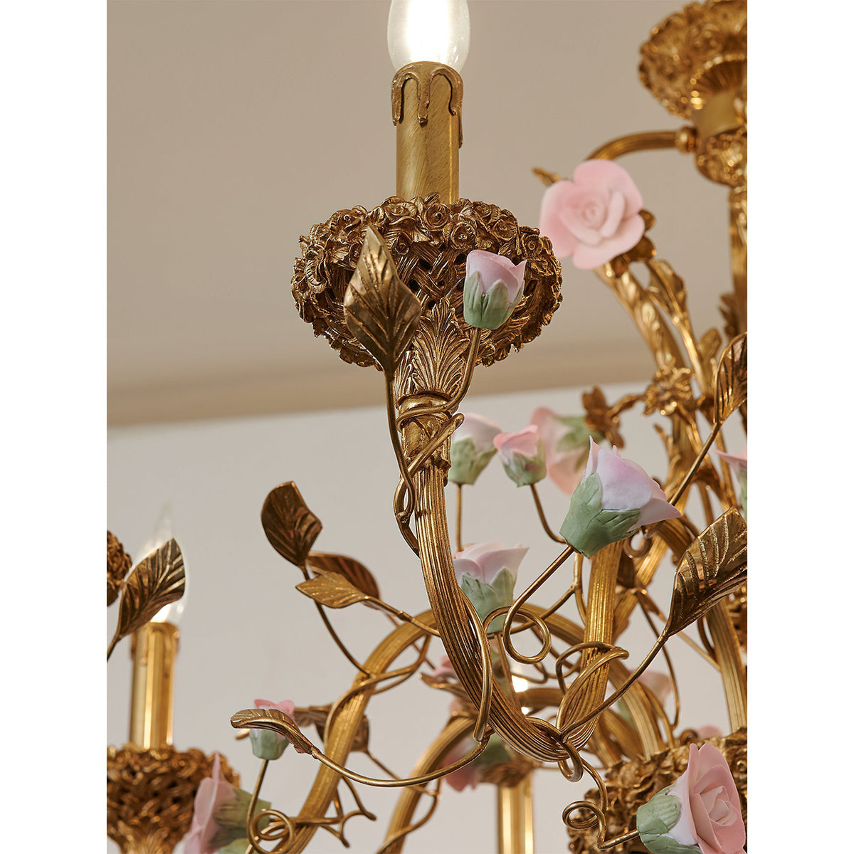 Teriariel-blomsterlysekrone