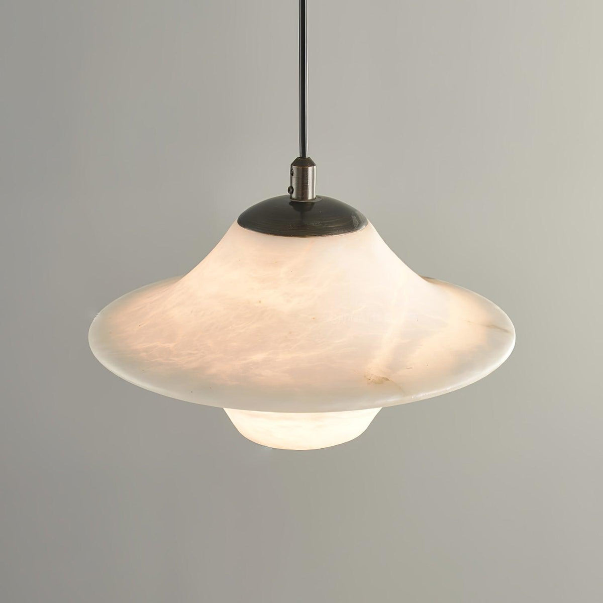 Elvina pendellampa i alabaster