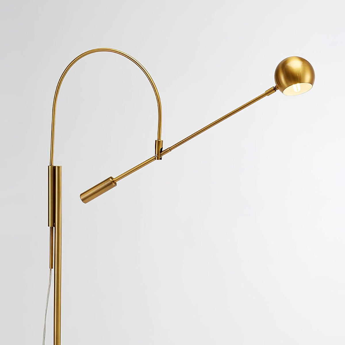 Candeeiro de pé minimalista Gresh
