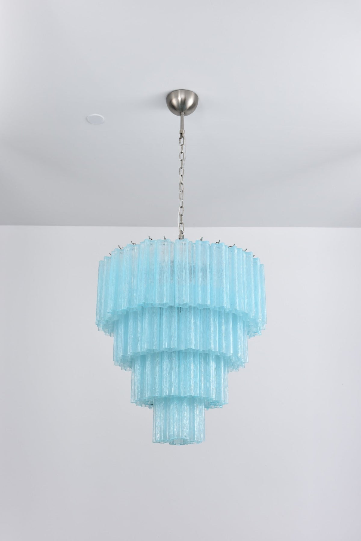 Candelabro Velanora elegante, vintage, em vidro em cascata e camadas