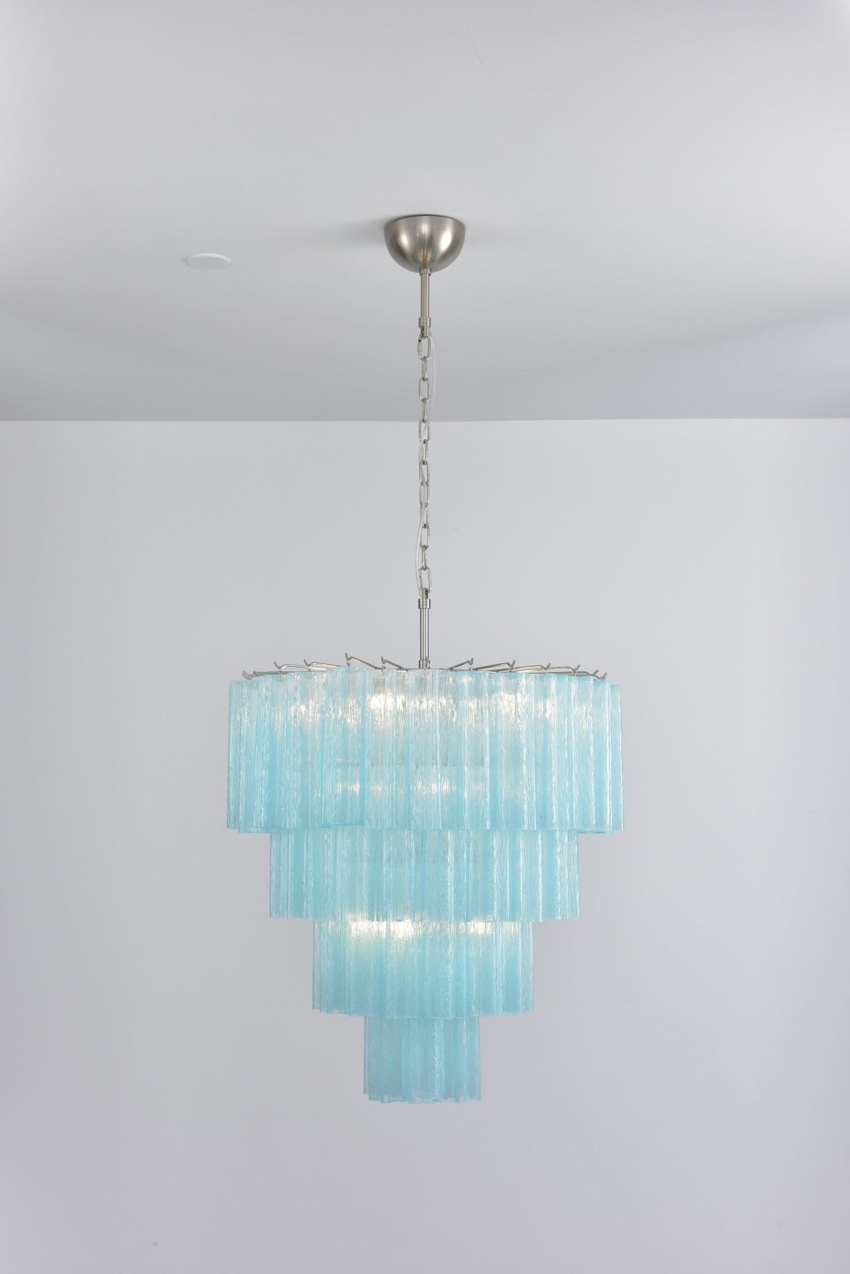 Candelabro Velanora elegante, vintage, em vidro em cascata e camadas