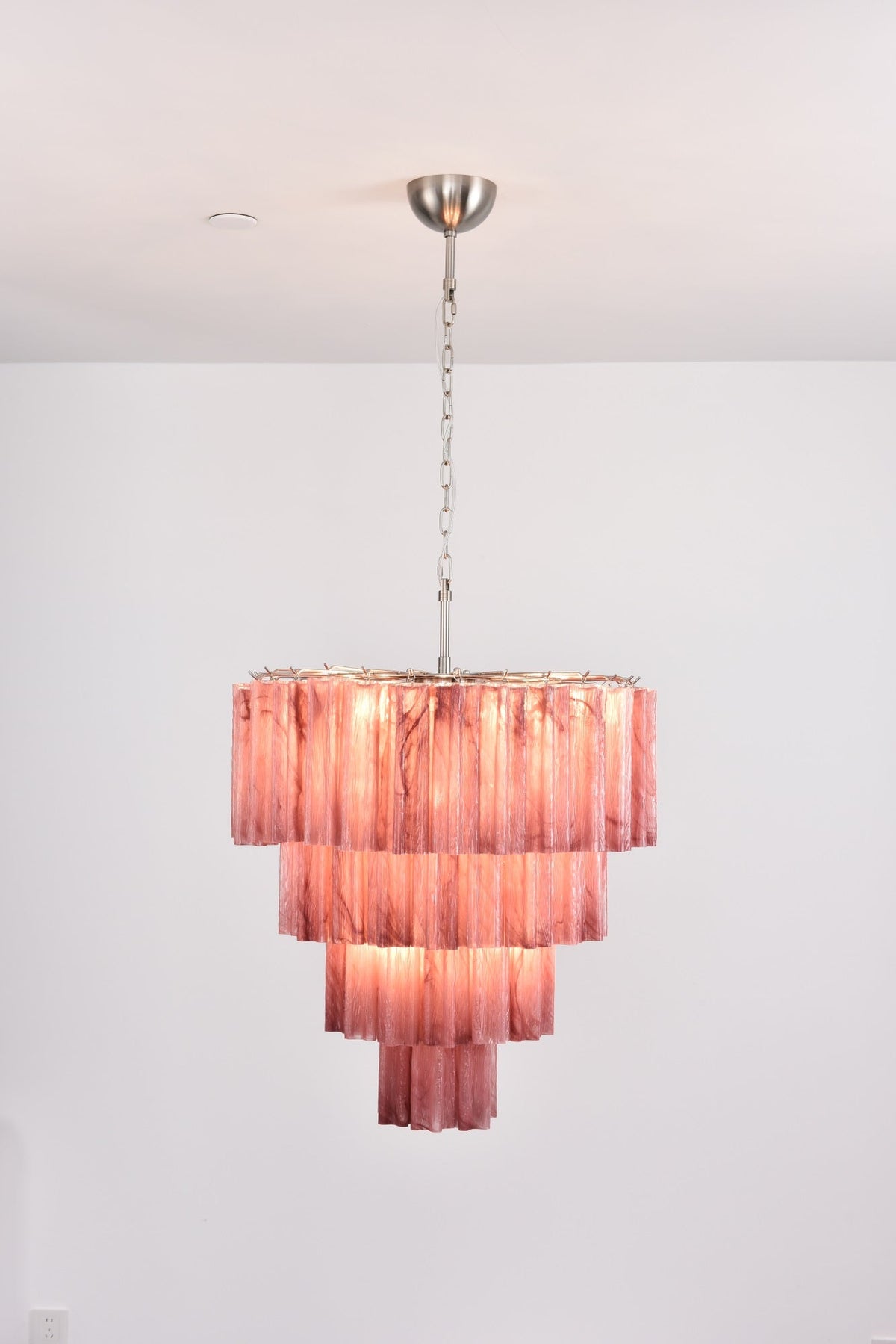 Candelabro Velanora elegante, vintage, em vidro em cascata e camadas