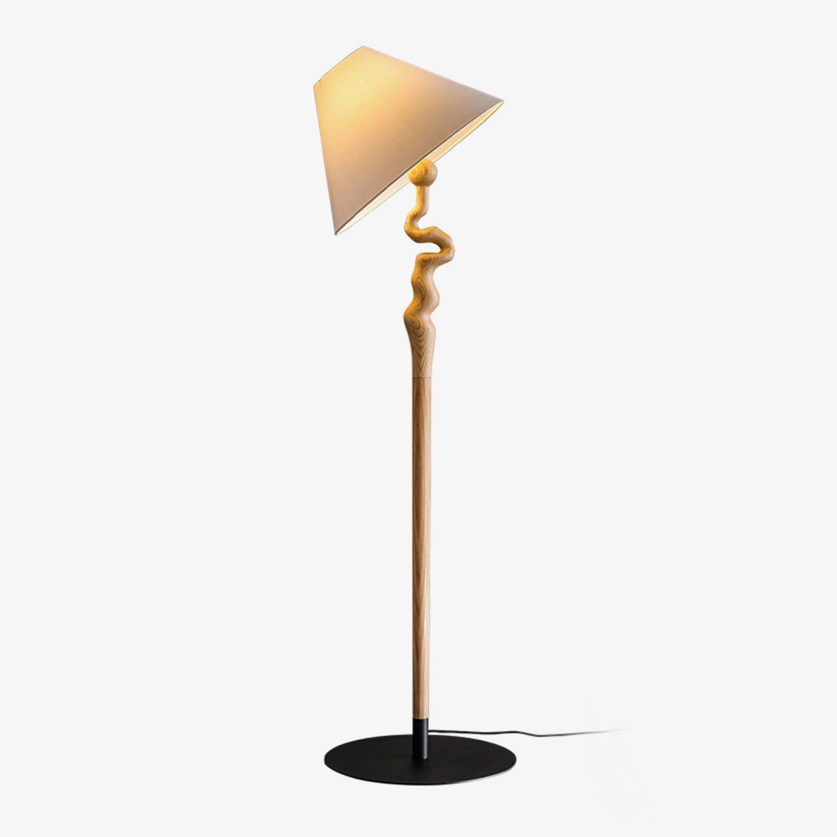 Avloril kunstnerisk gulvlampe i træ