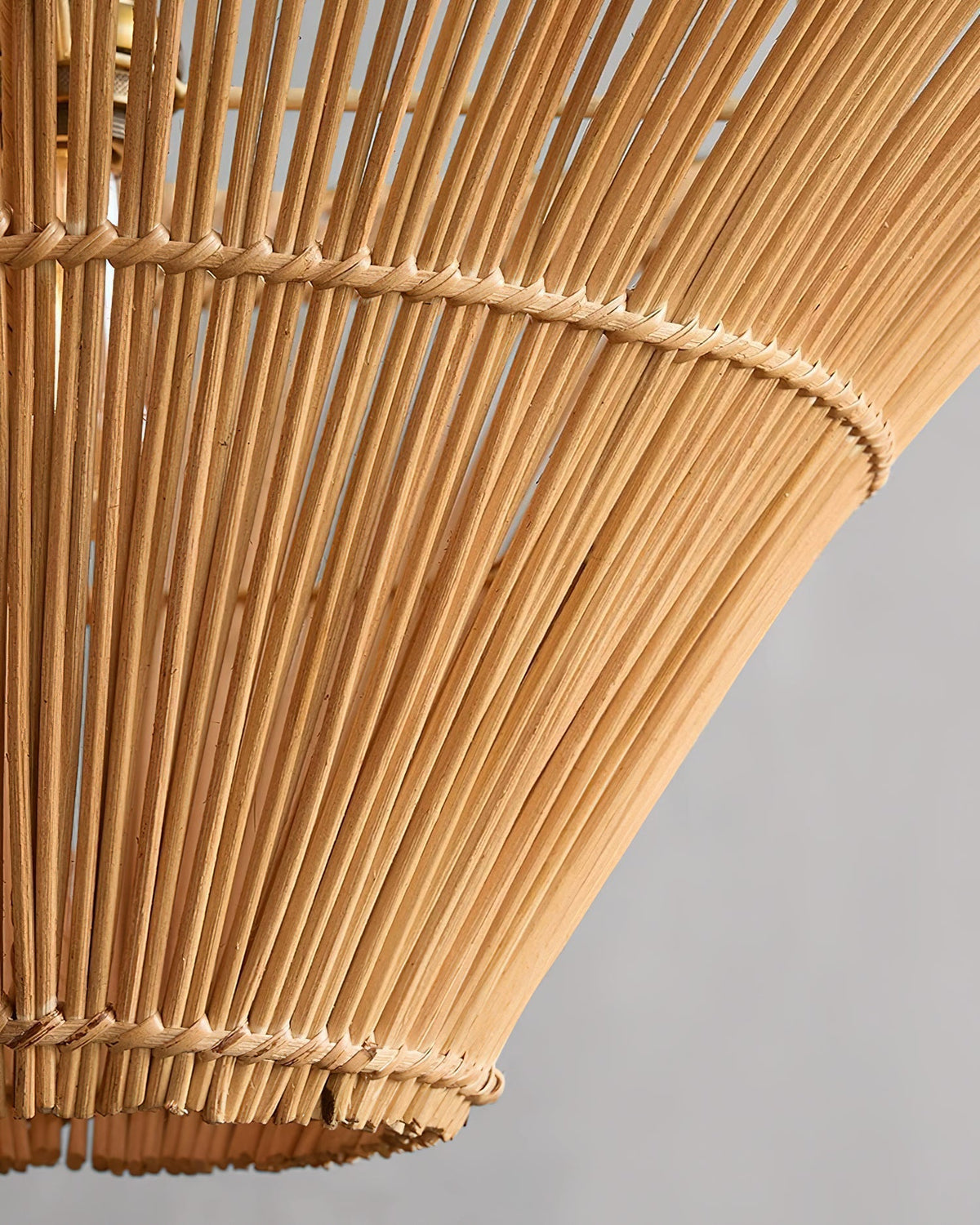 Juvia pendellampe