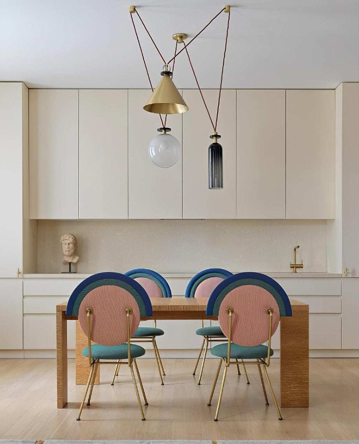 Candeeiro de teto Cirorira com forma geométrica artística
