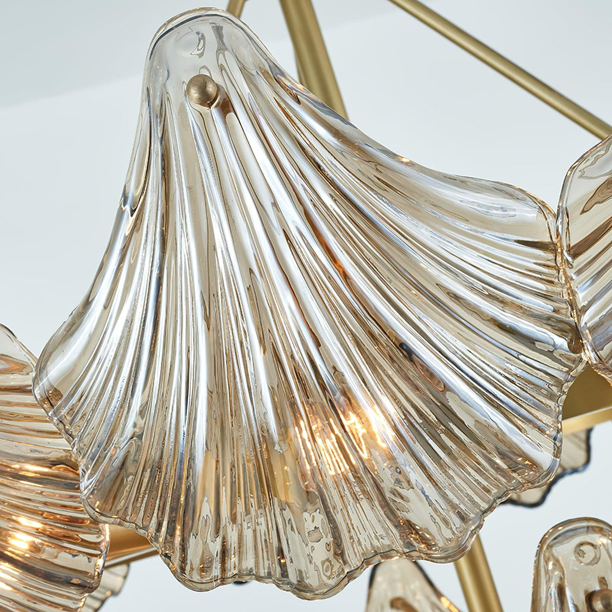 Candeeiro de teto Luxereon em cobre, com folhas de cristal