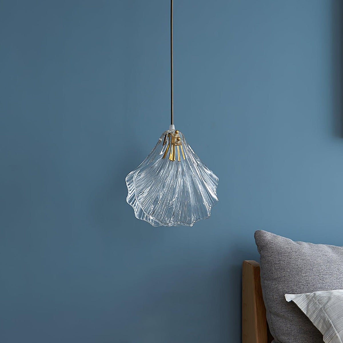 Covene Nordic Art Mini-pendel i muslingeskal og glas med swag-ledning