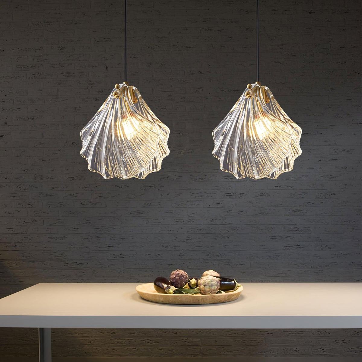 Veda pendellampa i glas, snäckformad, konstnärlig och elegant