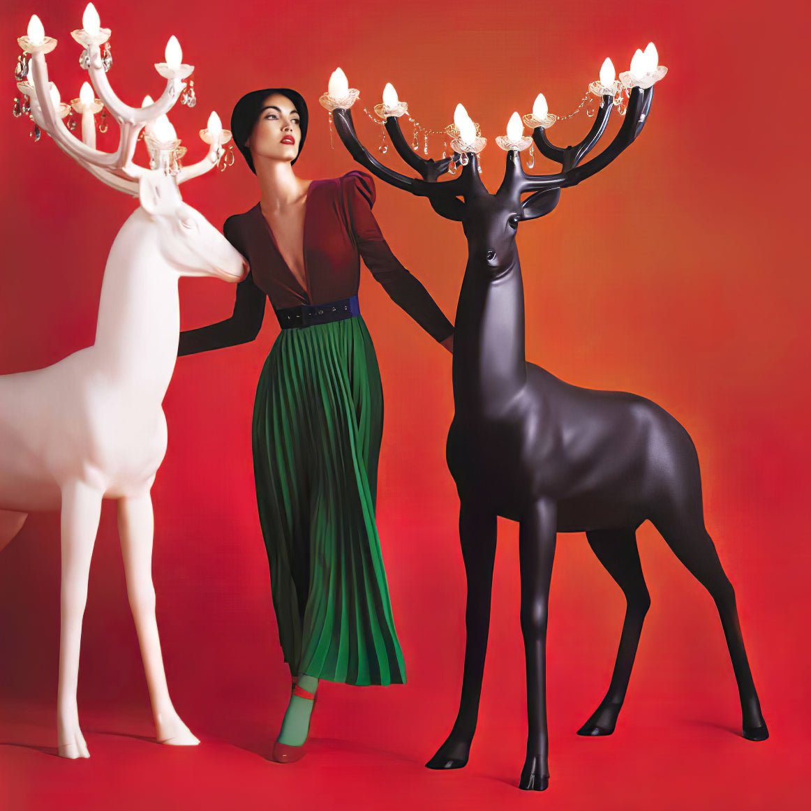 Veluaine-gulvlampe med hjortefigur, legende og kunstnerisk