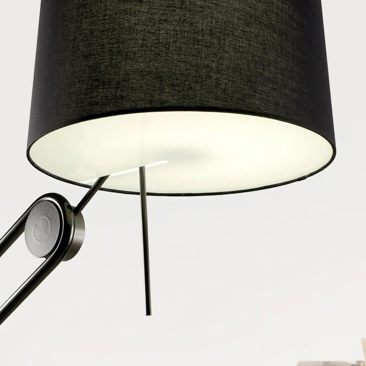 Zarina minimalistisk gulvlampe i stof