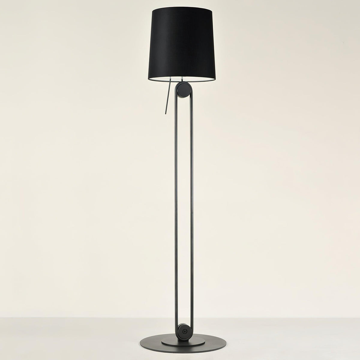 Zarina minimalistisk gulvlampe i stof