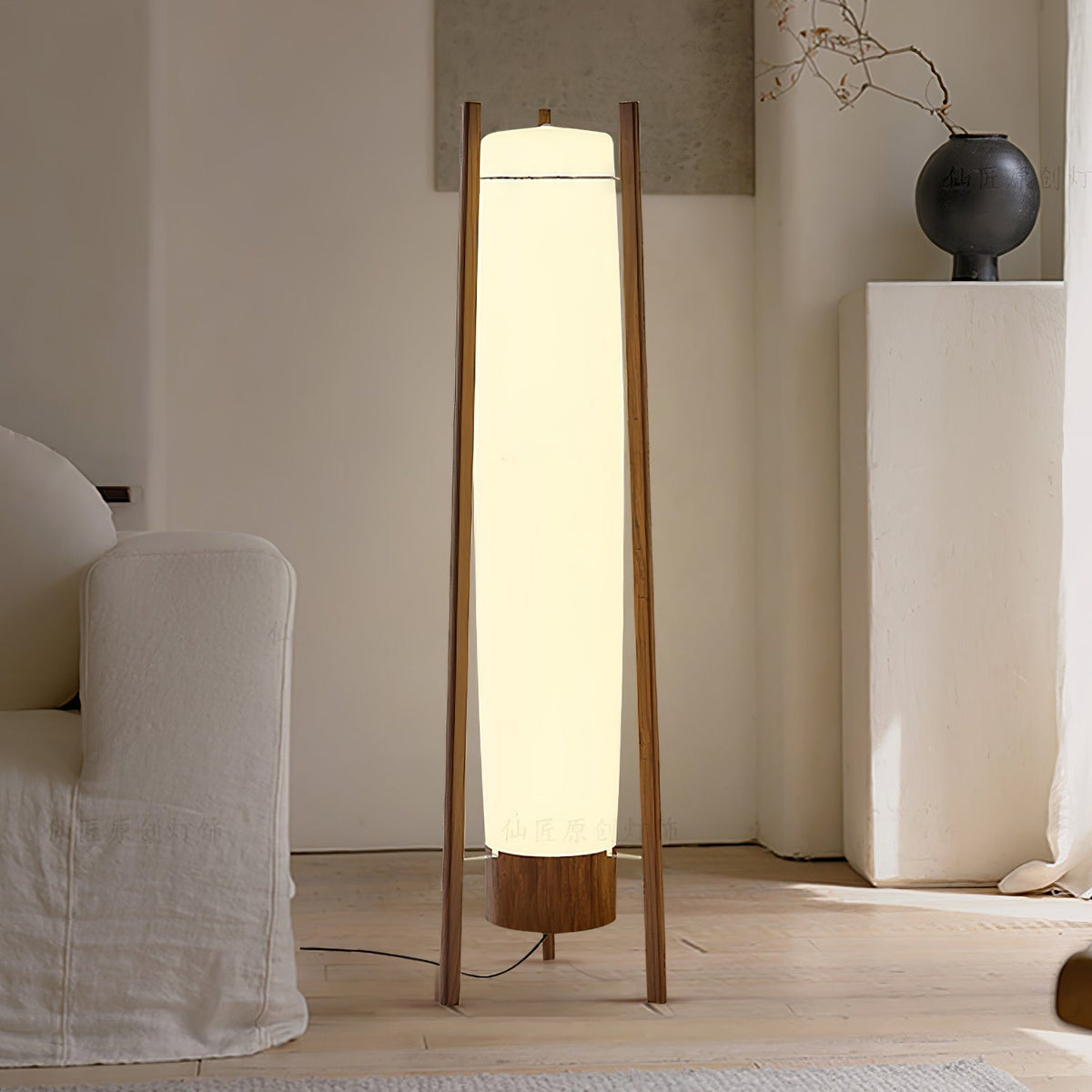 Zezoraril wabi-sabi-gulvlampe i træ