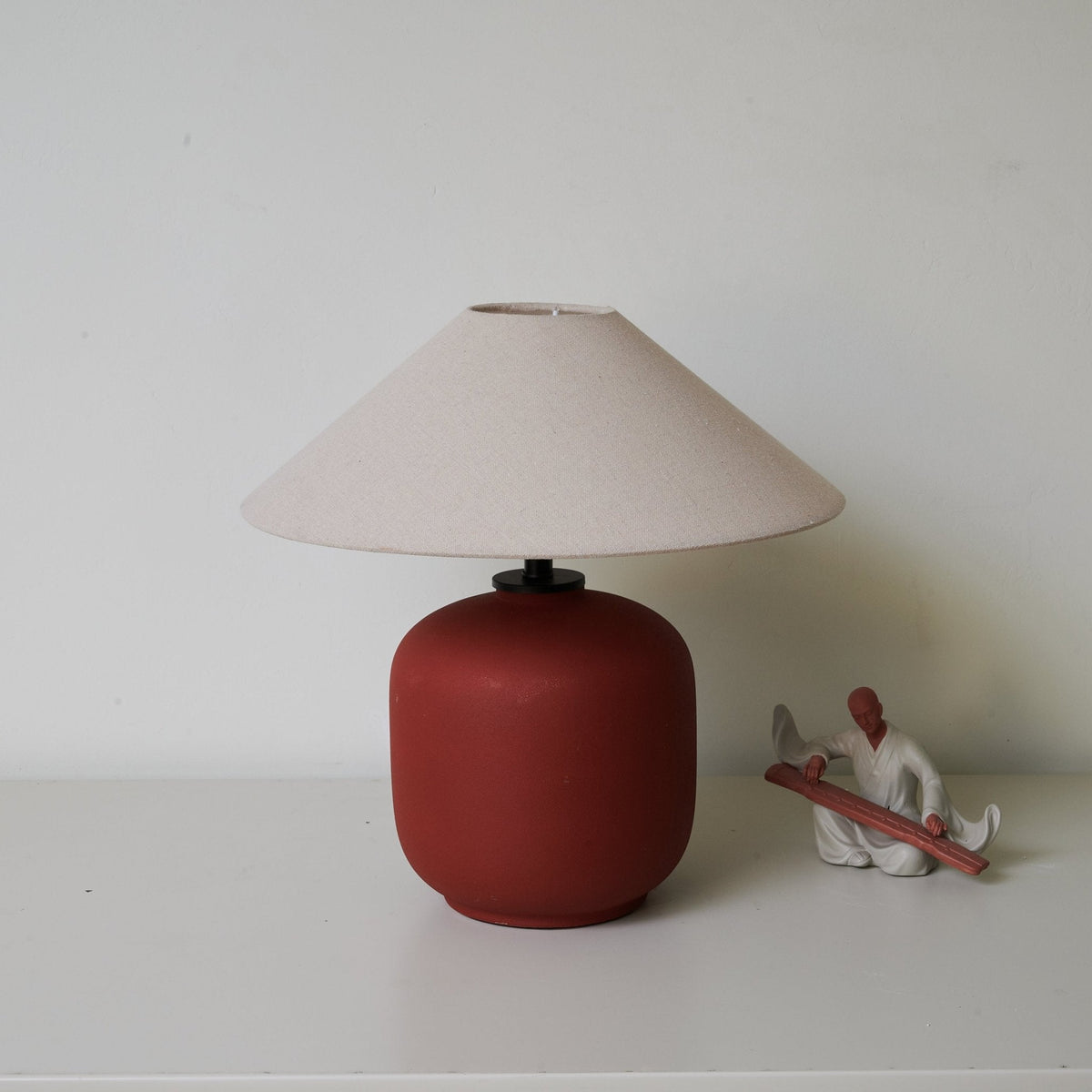 Candeeiro de mesa em cerâmica minimalista Gordon