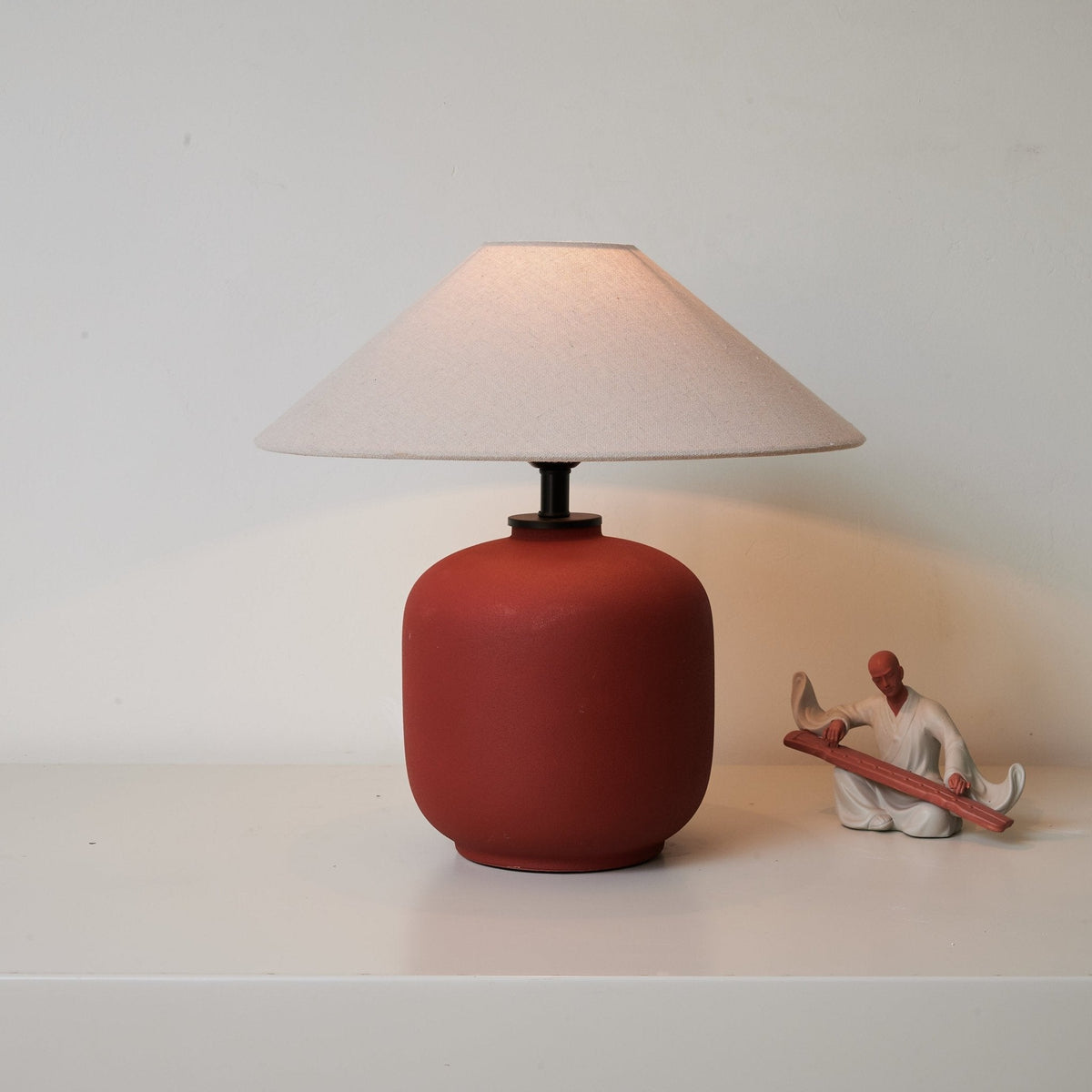 Candeeiro de mesa em cerâmica minimalista Gordon